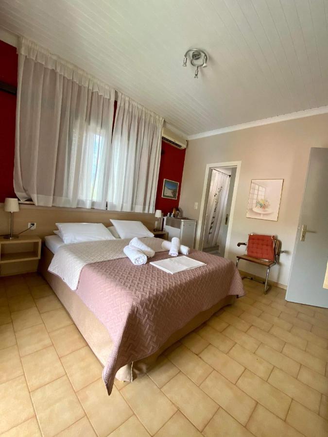 Katia Apartments นีดรี ภายนอก รูปภาพ